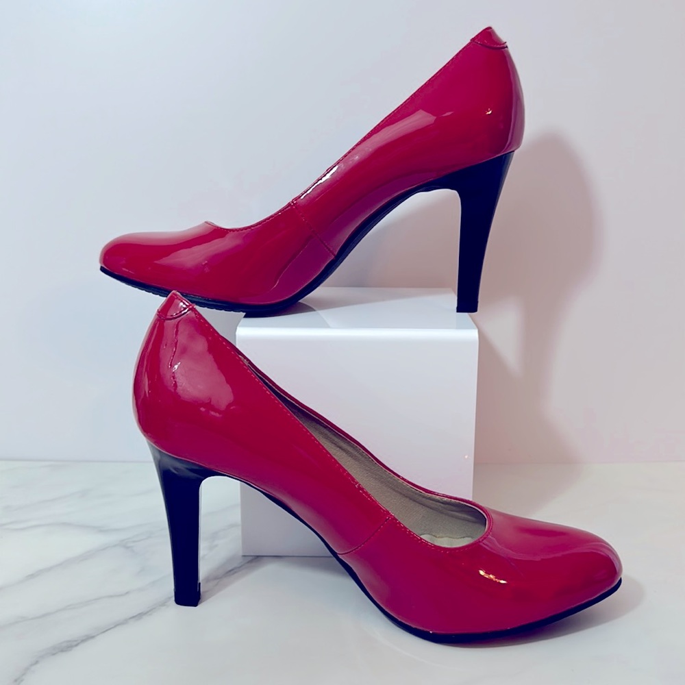 Rialto Women’s Coline Red Patent 3.5” Black Stiletto Heel Pump - Size 7 - Picture 3 of 8